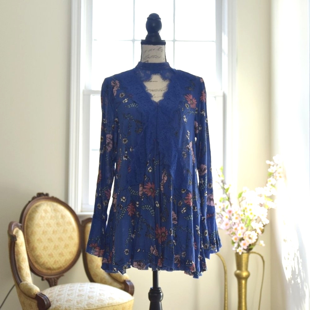 Altar'd State blue floral boho tunic/minidress